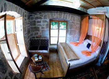 Bosnian National Monument Muslibegovic House Szálloda Mostar